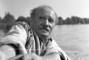 Tadeusz Białoszczyński w filmie „Dwoje z wielkiej rzeki", źródło: Fototeka FN