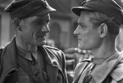 Zbigniew Józefowicz i Stanisław Mikulski w filmie „Godziny nadziei", fot. Franciszek Kądziołka, źródło: Fototeka FN