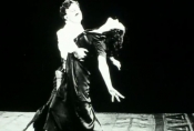 Pola Negri w filmie "Bestia" w reż. Witalisa Korsaka-Gołogowskiego, 1917 r., kadr z filmu