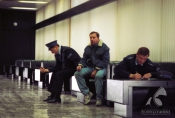 Jerzy Stuhr i Piotr Warszawski w filmie „Historie miłosne”, 1997 r., fot. Piotr Muszyński, źródło: Fototeka FN