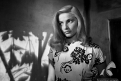 Teresa Iżewska w filmie „Kanał" w reż. Andrzeja Wajdy, 1956 r., fot. Andrzej Gronau, źródło: Fototeka FN