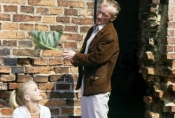 Magdalena Scholl i Andrzej Mastalerz w filmie „Nad rzeką, której nie ma" w reż. Andrzeja Barańskiego, 1991 r., fot. Roman Sumik, źródło: Fototeka FN