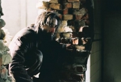 Adrien Brody w filmie "Pianista" w reż. Romana Polańskiego, 2002 r., źródło: FilmPolski.pl