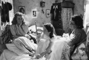 Manuela Kiernikówna w filmie „Skarb" w reż. Leonarda Buczkowskiego, 1948 r., fot. Kazimierz Wawrzyniak, źródło: Fototeka FN