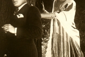 Jadwiga Smosarska i Jerzy Marr w filmie "Tajemnica starego rodu" w reż. Zbigniewa Gniazdowskiego i Emila Chaberskiego, 1928 r., źródło: Fototeka FN
