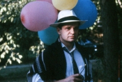 Krzysztof Globisz w filmie "Wszystko, co najważniejsze" w reż. Roberta Glińskiego, 1992 r., fot. Roman Sumik, źródło: Fototeka FN 