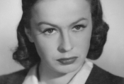 Danuta Szaflarska w filmie „Zakazane piosenki" w reż. Leonarda Buczkowskiego, 1946 r., fot. Marek Frankfurt, źródło: Fototeka FN