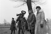 Witold Sobociński i Andrzej Wajda na planie filmu „Wesele", fot. Renata Pajchel, źródło: Fototeka FN